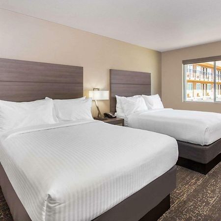 Days Inn Merced / Yosemite Area Экстерьер фото