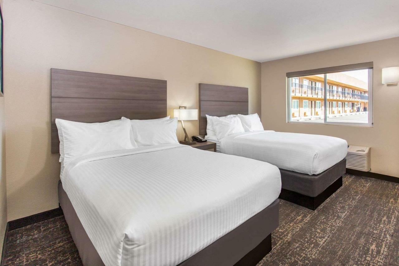 Days Inn Merced / Yosemite Area Экстерьер фото